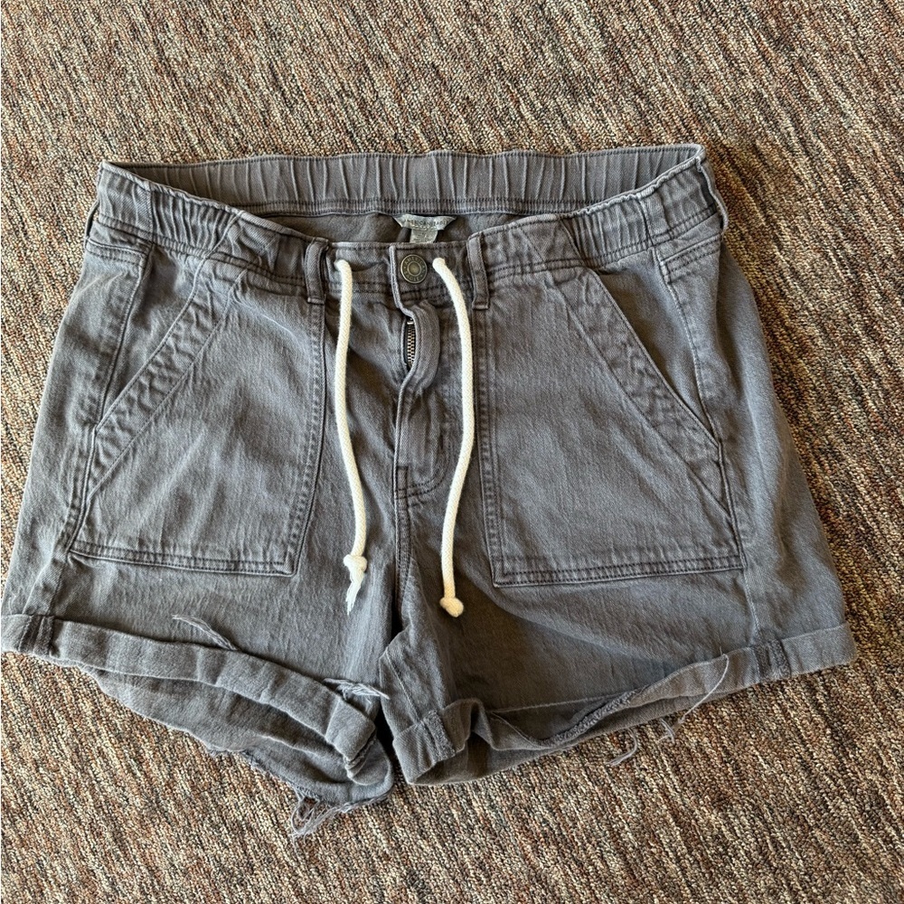 American Eagle Denim Tomgirl Short charcoal gray size 12